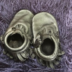 Black Freshly Picked Moccasins